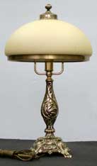 lampka stojąca biurkowa, wykonana z odlewu mosiężnego, lampka z kloszem