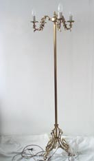 Lampa stojąca podłogowa, wykonana z mosiadzu